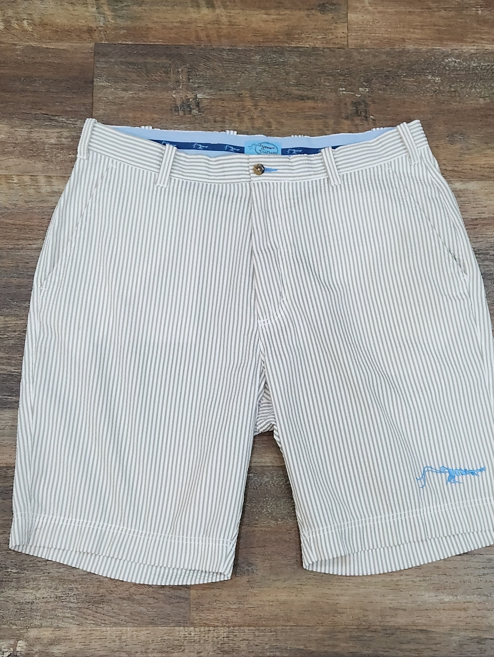 True Flies Manasota Seersucker Shorts Men's 38 Stripe Crayfish Logo 9"